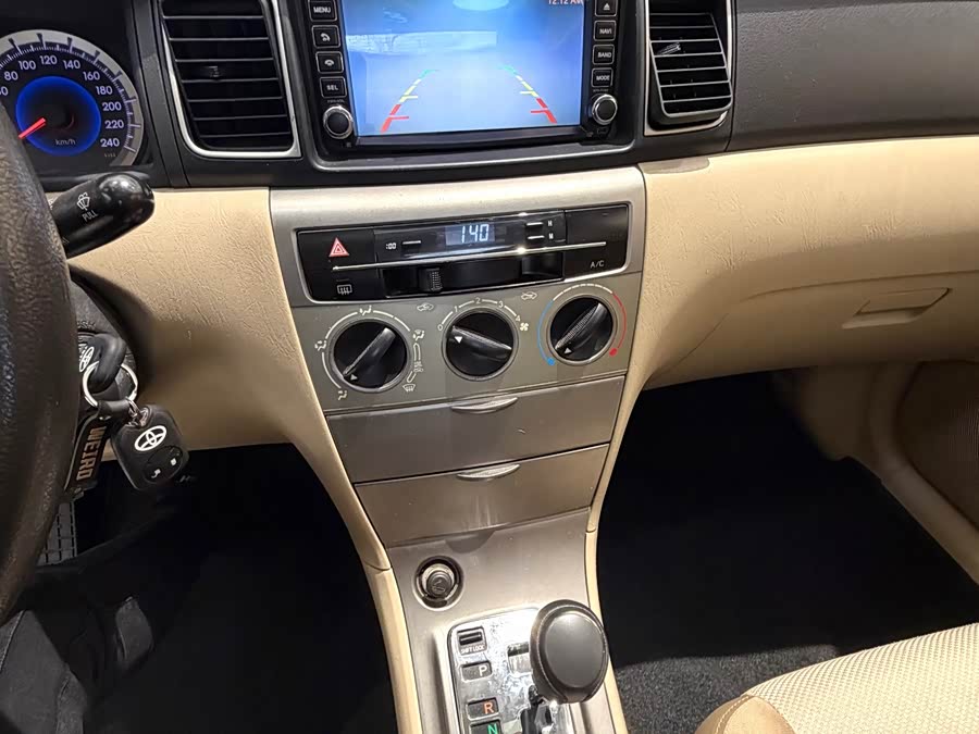 Toyota Corolla (Classic) 2016 изображение автомобиля #17