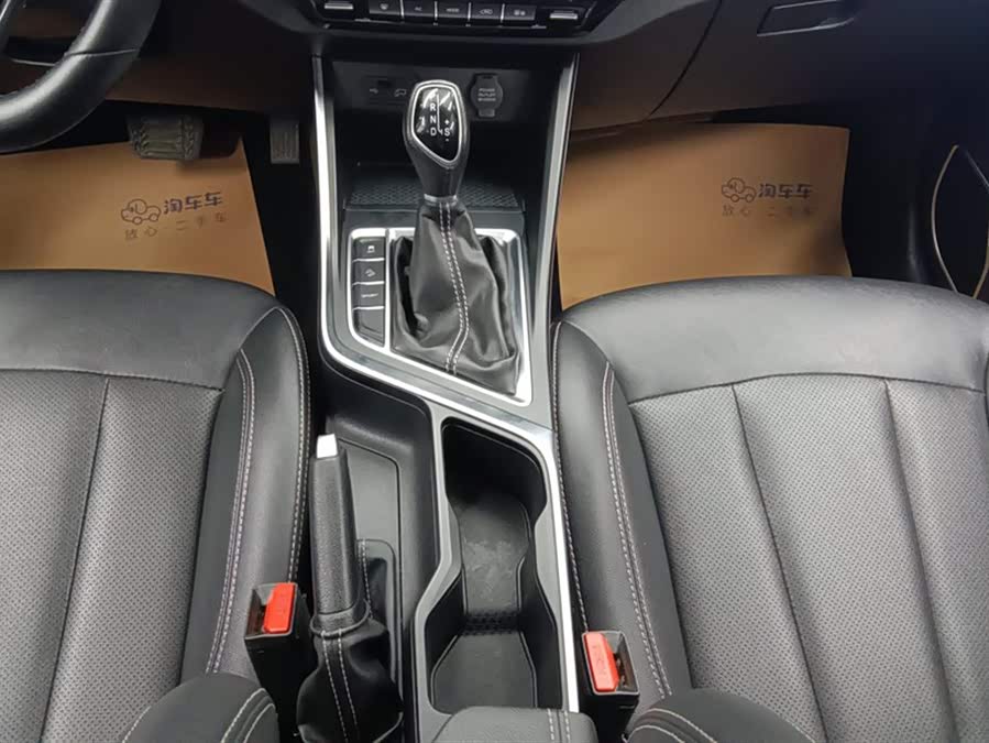 GEELY Vision X3 2020 car image #17