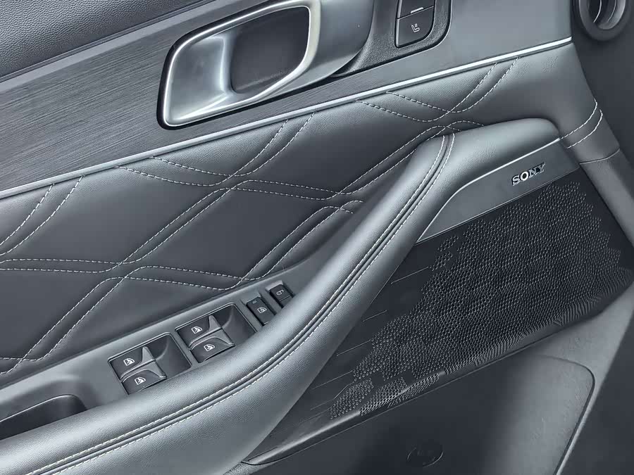 Changan UNI-K iDD 2023 #17 Changan UNI-K iDD 2023 car image #17