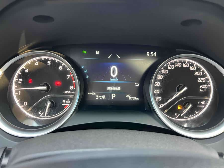 Toyota Camry 2021 immagine di auto #17