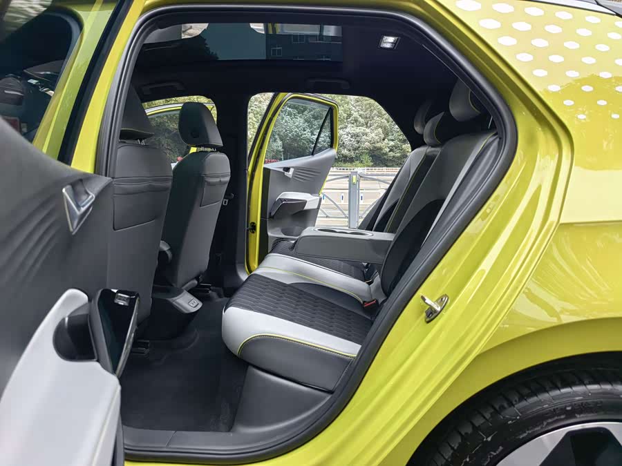 Volkswagen ID.3 2022 #17 Volkswagen ID.3 2022 car image #17