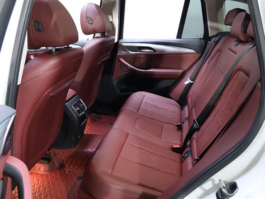 BMW iX3 2022 immagine di auto #17