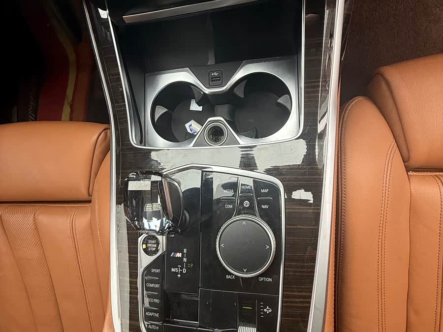 BMW X7 2019 #17 BMW X7 2019 car image #17