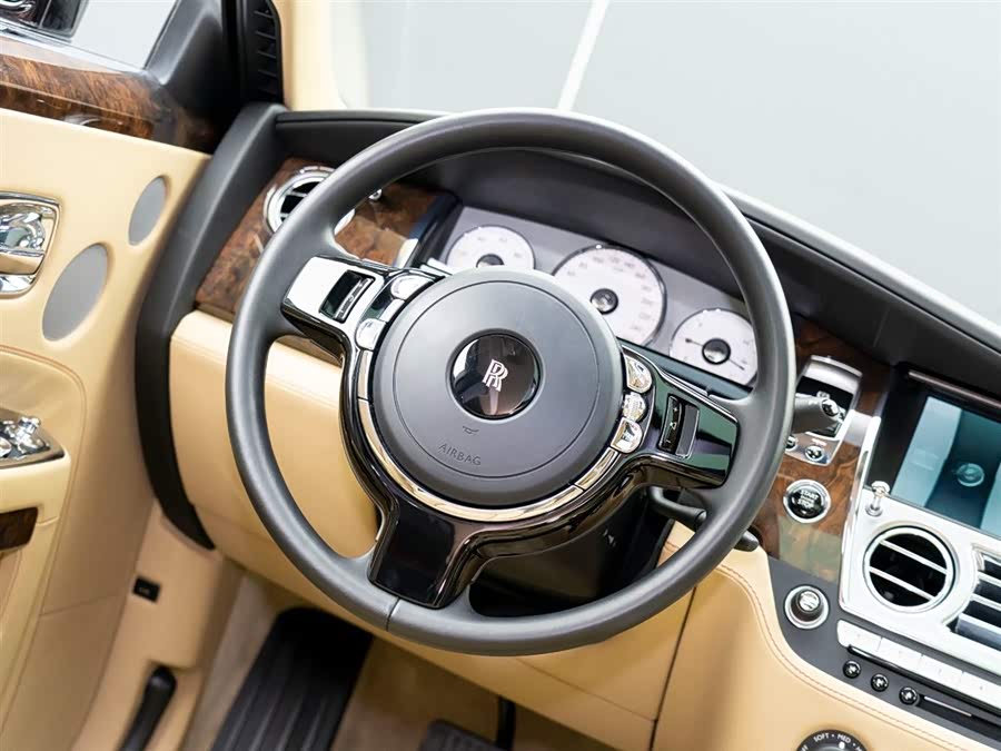 Rolls-Royce Ghost 2017 car image #17