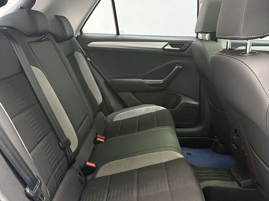 Volkswagen T-Roc 2022 #17 Volkswagen T-Roc 2022 car image #17
