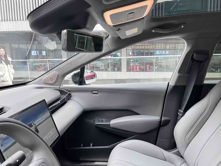 极氪 极氪X 2024 汽车图片 #17