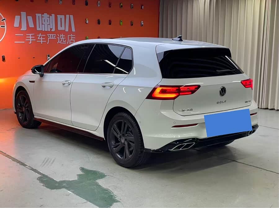 Volkswagen Golf 2023 car image #17