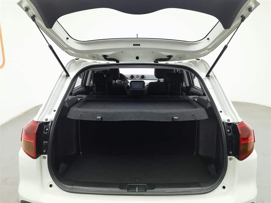 铃木 维特拉 2017 汽车图片 #17