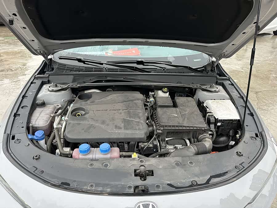 Changan UNI-V iDD 2024 #17 Changan UNI-V iDD 2024 car image #17