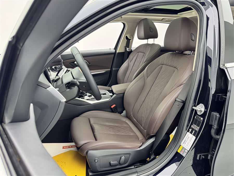 BMW i3 2023 #17 BMW i3 2023 car image #17