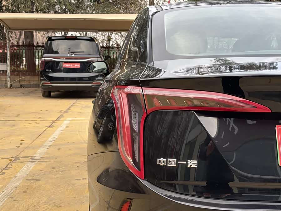 HongQi E-QM5 2024 immagine di auto #17