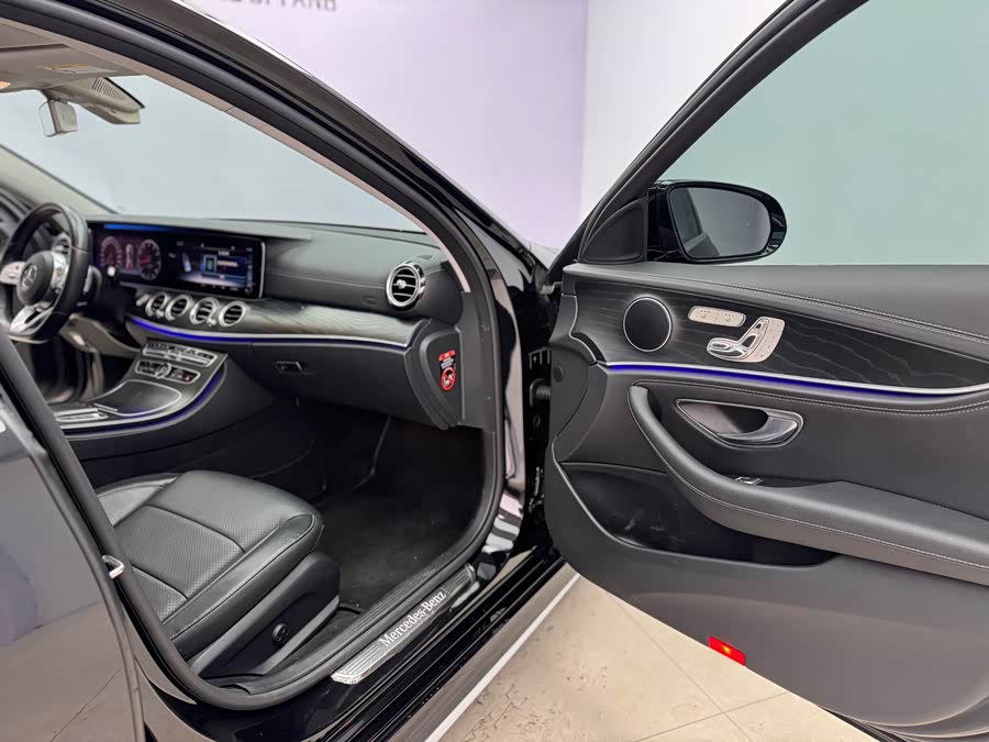 Mercedes-Benz E Class 2019 #17 Mercedes-Benz E Class 2019 car image #17