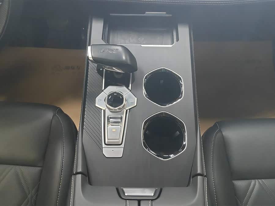 Changan UNI-K iDD 2023 #17 Changan UNI-K iDD 2023 car image #17