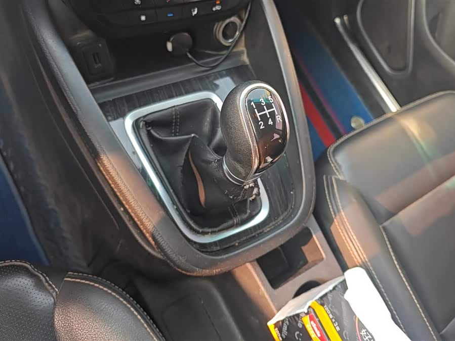 SWM X7 2017 imagen de coche #17