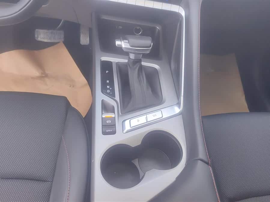 Changan CS35 Plus 2024 صورة سيارة #17