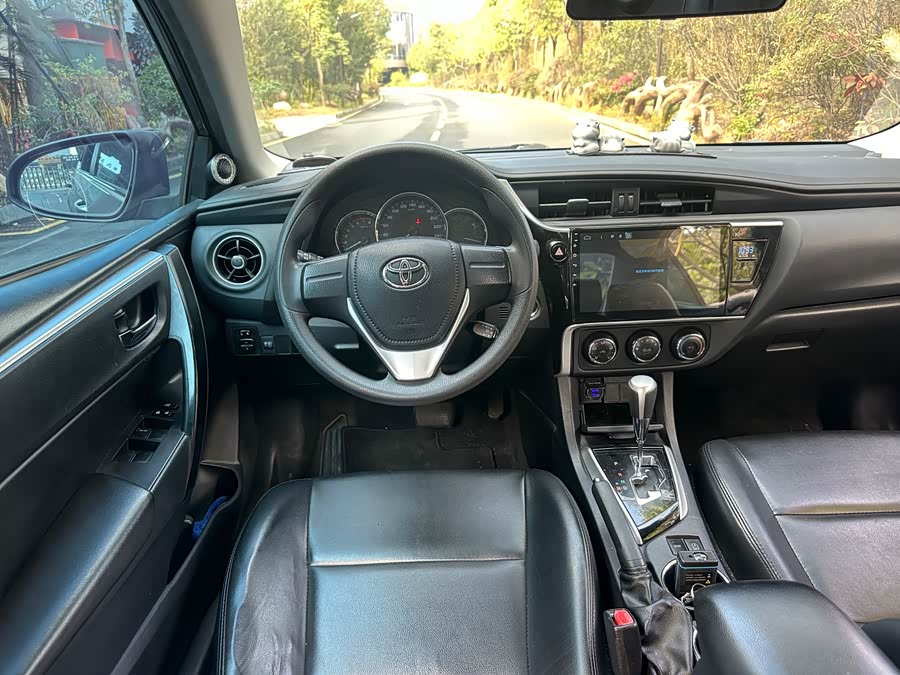 Toyota Corolla 2019 car image #17