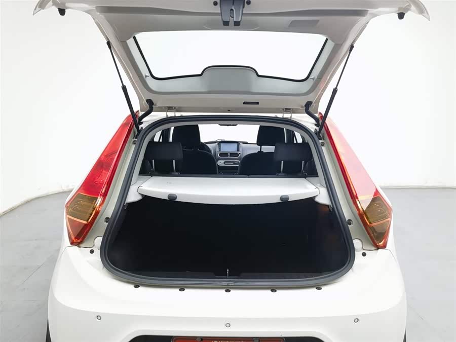 MG 3 2016 car image #17