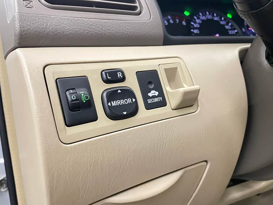 Toyota Corolla (Classic) 2012 car image #17