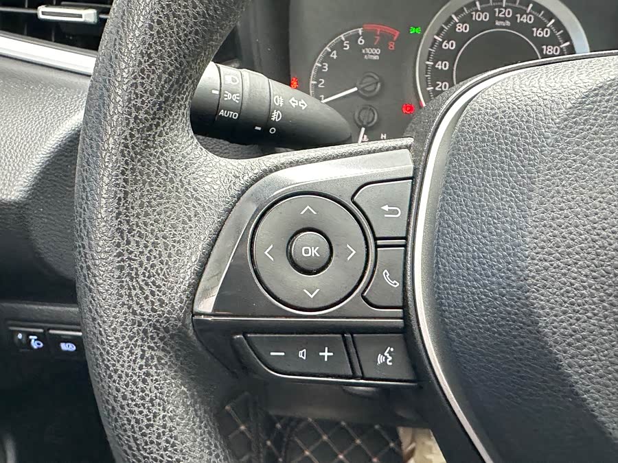 Toyota Corolla 2020 car image #17