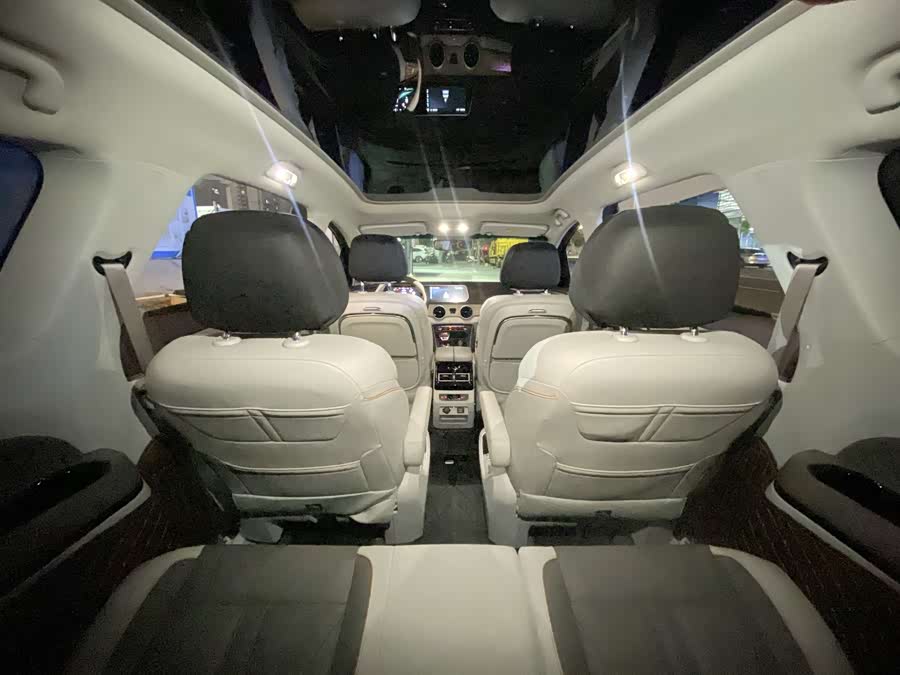 Forthing Yacht 2023 car image #17