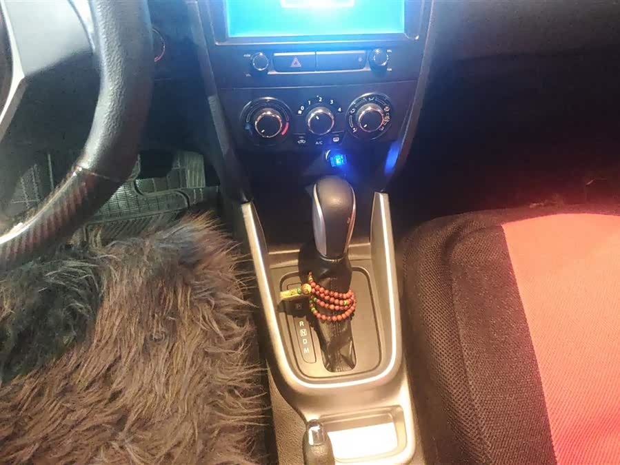 Suzuki Vitara 2016 изображение автомобиля #17