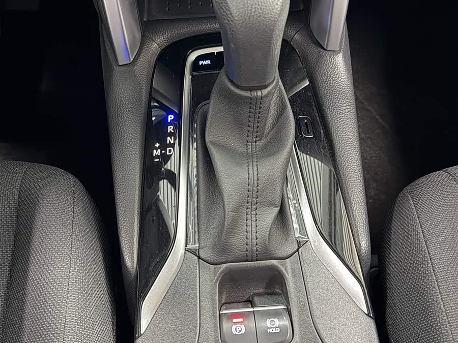 Toyota Frontlander 2022 car image #17