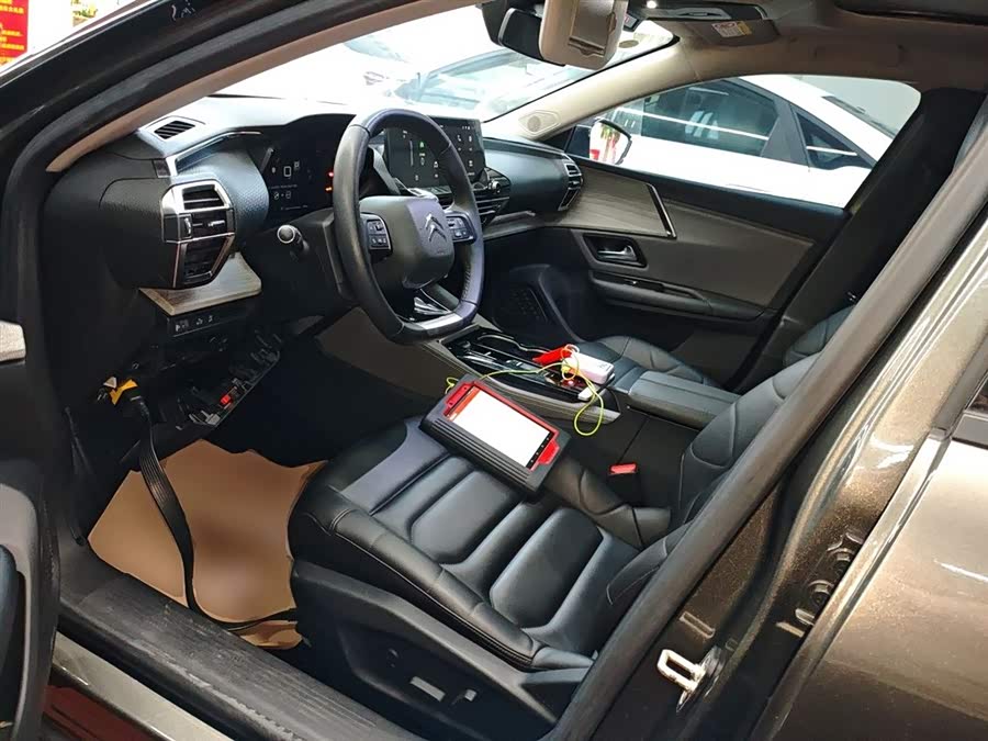 Citroen C5 X 2022 car image #17