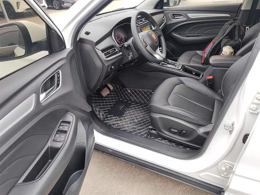 Roewe RX3 2018 изображение автомобиля #17