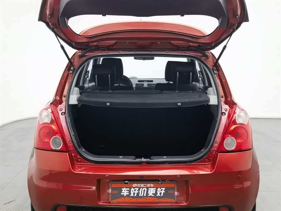 Suzuki Swift 2013 car image #17