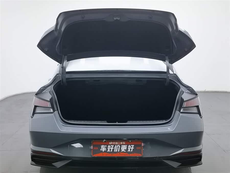 Hyundai Elantra 2023 car image #17