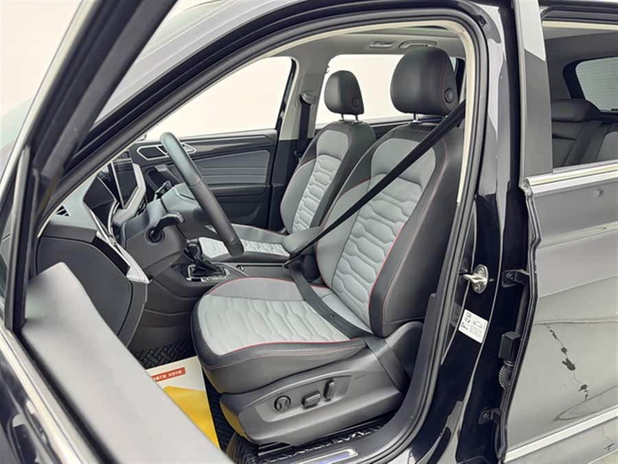 Volkswagen Tiguan L New Energy 2023 #17 Volkswagen Tiguan L New Energy 2023 car image #17