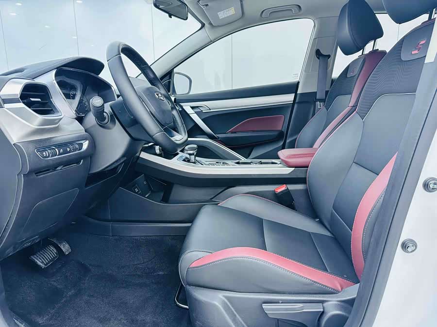 GEELY Coolray 2022 car image #17