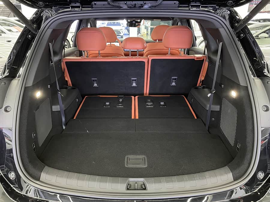 BYD Tang L 2025 immagine di auto #17