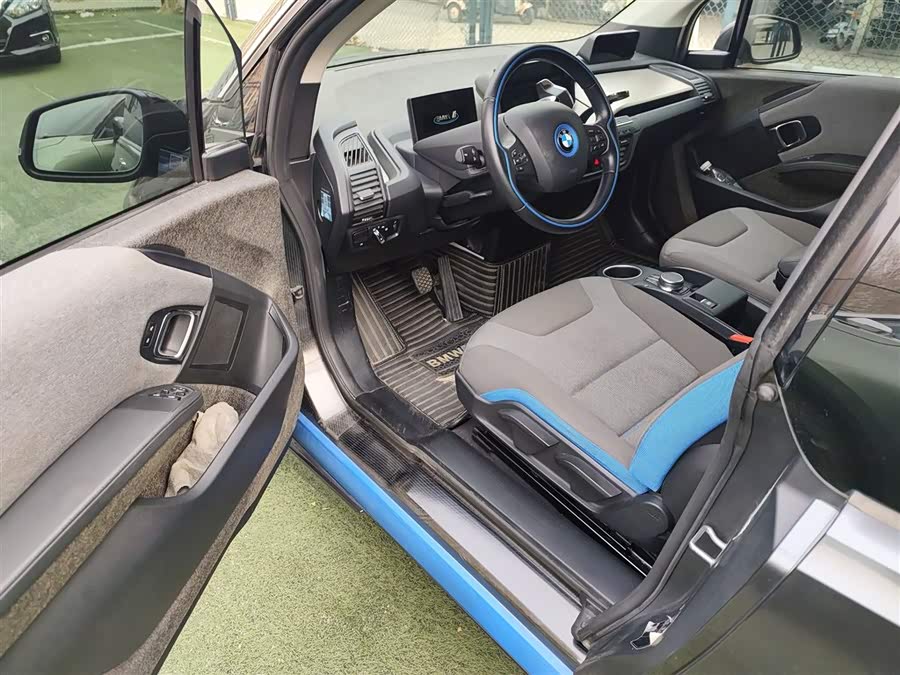 BMW i3 (Imported) 2018 #17 BMW i3 (Imported) 2018 car image #17