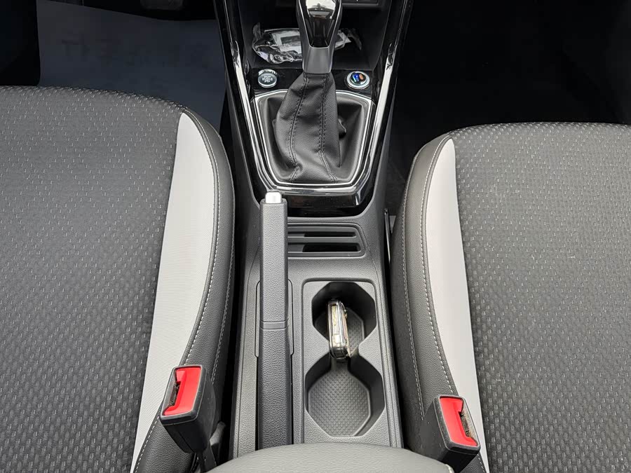 Volkswagen Tacqua 2021 car image #17