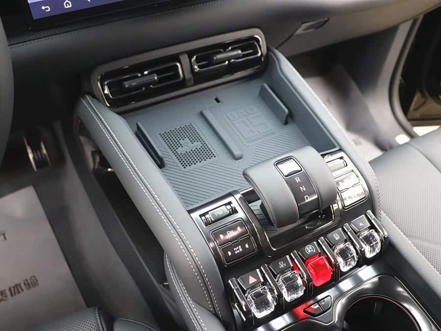 FangChengBao Leopard 5 2025 car image #17