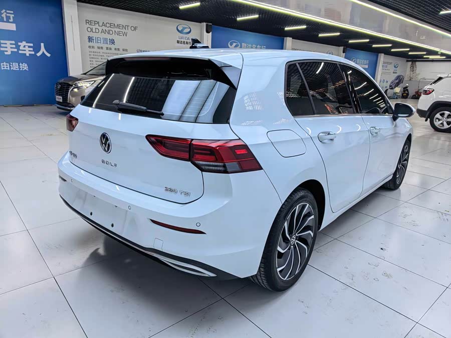 Volkswagen Golf 2021 #17 Volkswagen Golf 2021 изображение автомобиля #17