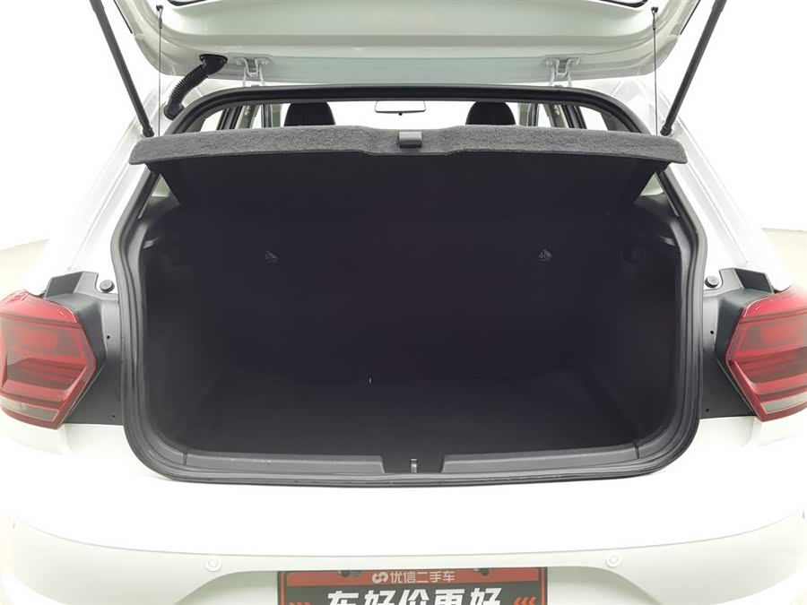 Volkswagen Polo 2023 car image #17
