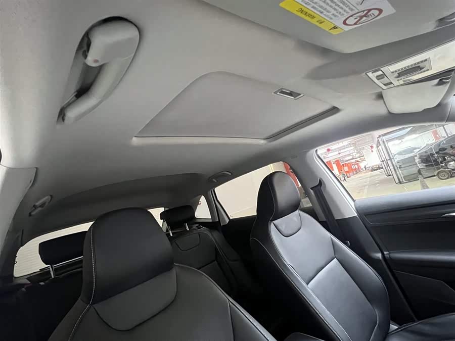 Skoda Kamiq 2022 изображение автомобиля #17