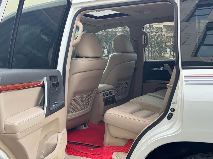 Toyota Land Cruiser 2016 car image #17