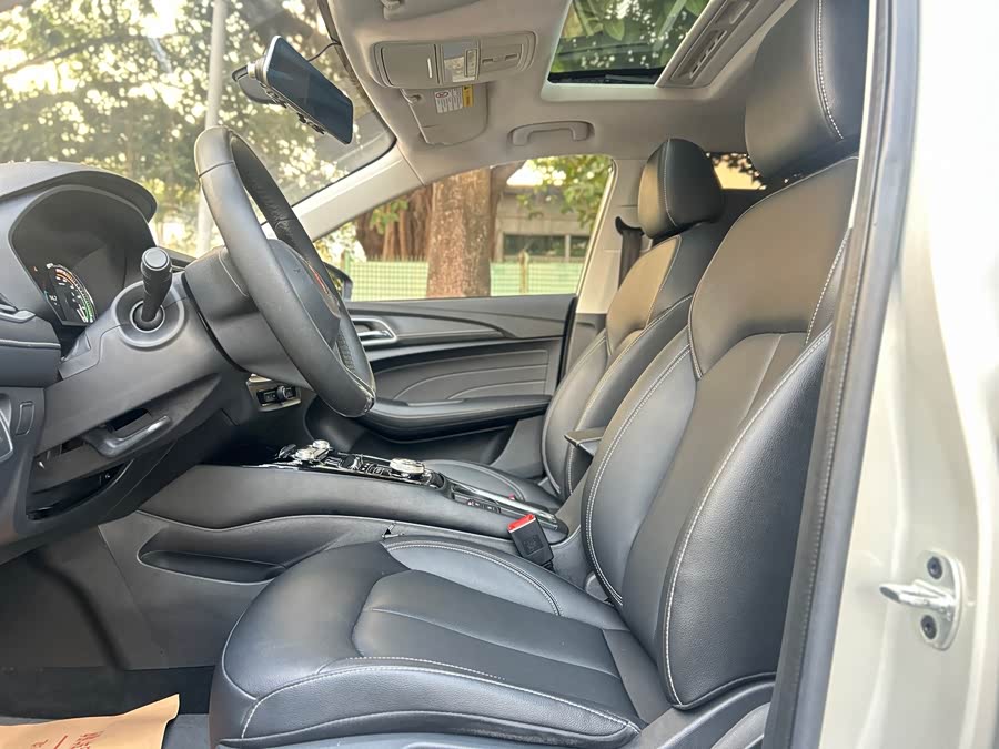 Roewe Ei5 2019 car image #17