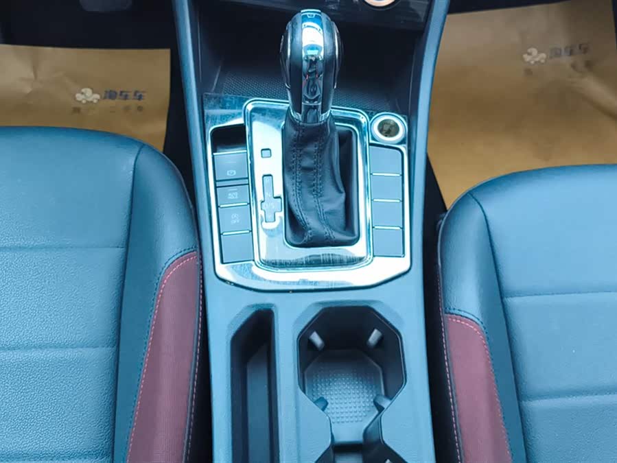 Volkswagen Bora 2020 imagem de carro #17