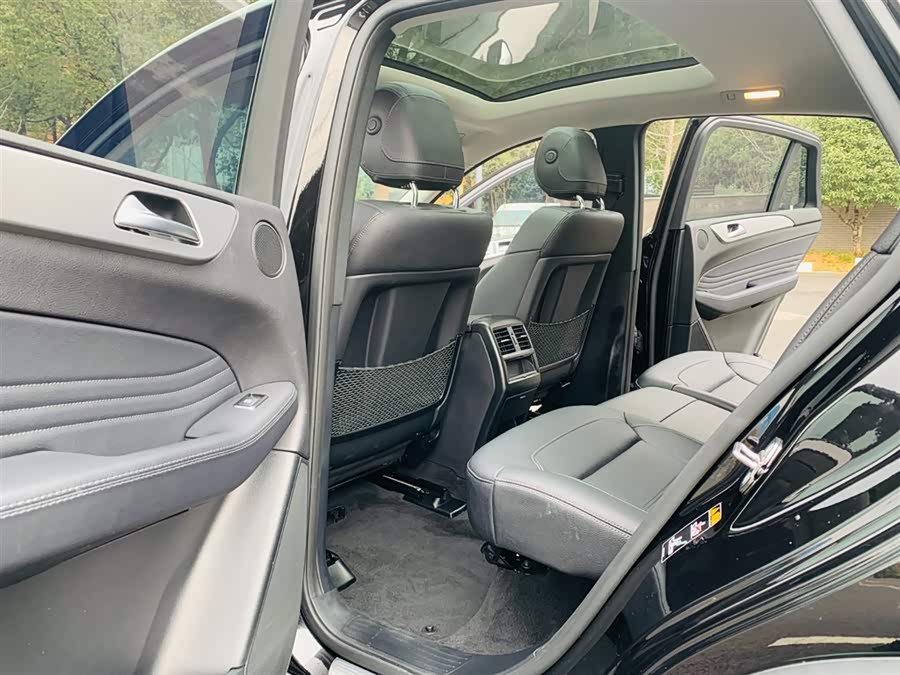 Mercedes-Benz GLE Coupe 2019 #17 Mercedes-Benz GLE Coupe 2019 car image #17