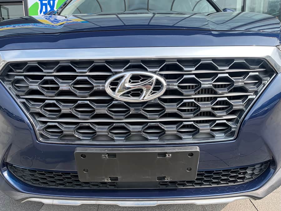 Hyundai Santa Fe 2019 #17 Hyundai Santa Fe 2019 car image #17