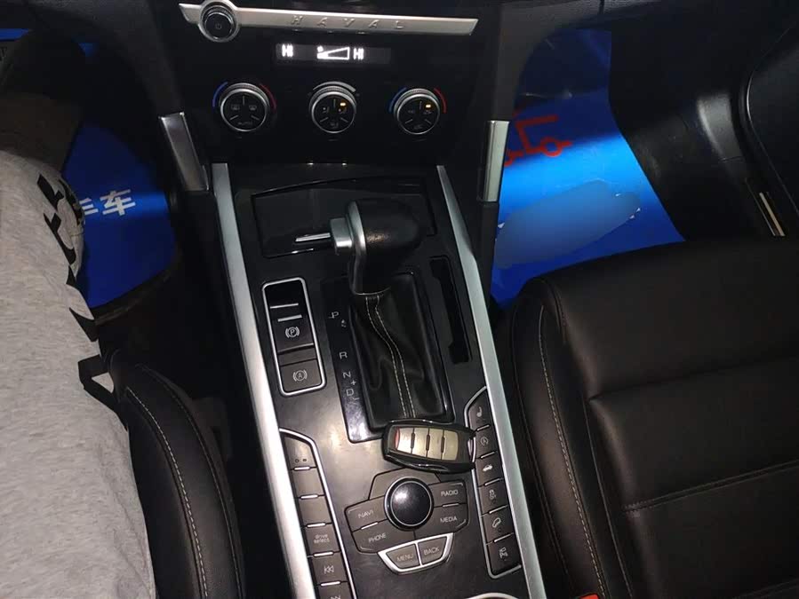 Haval H7 2018 car image #17