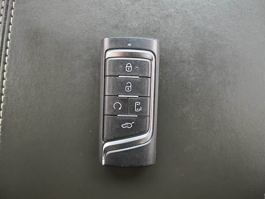 GAC Trumpchi M8 2018 car image #17