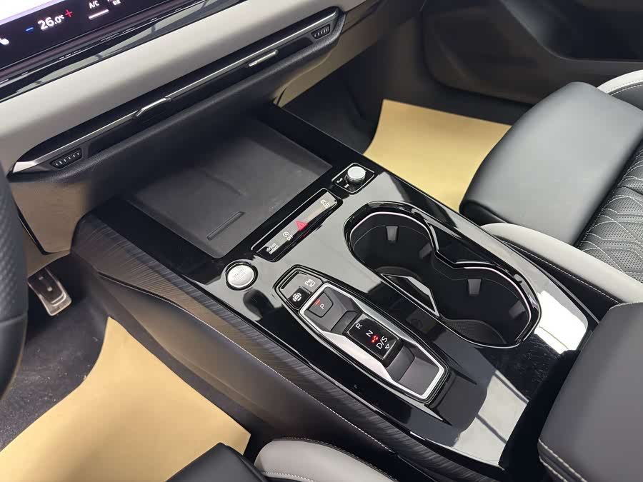 Audi 2025 car image #17