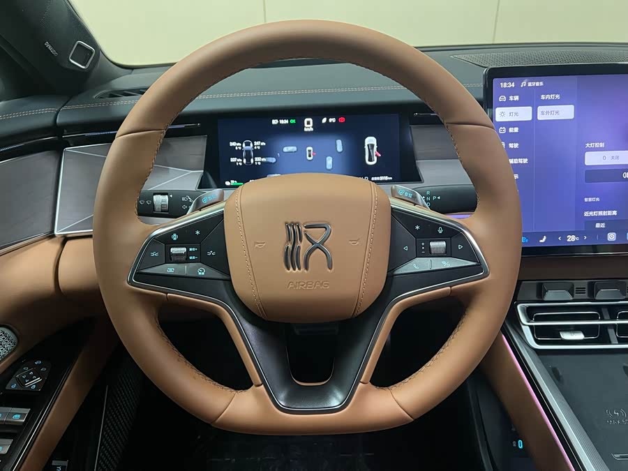 BYD HanL 2025 #17 BYD HanL 2025 car image #17