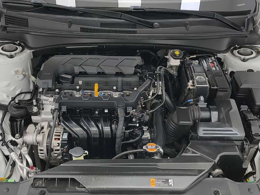Hyundai Elantra 2022 car image #17
