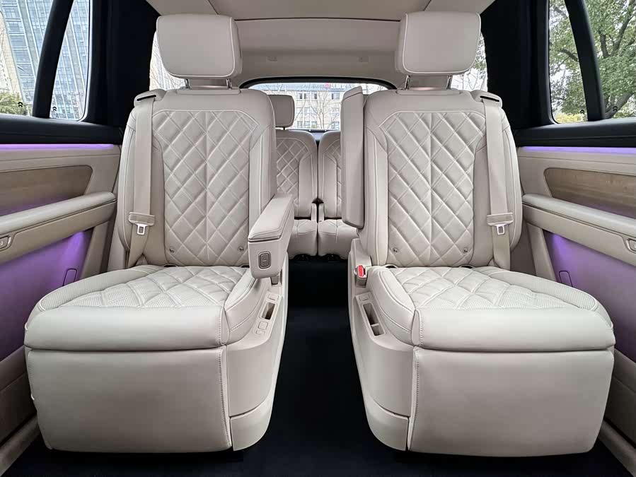 蔚来 蔚来ES8 2025 汽车图片 #17